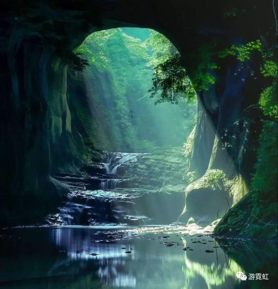 漂亮少女夏日秀